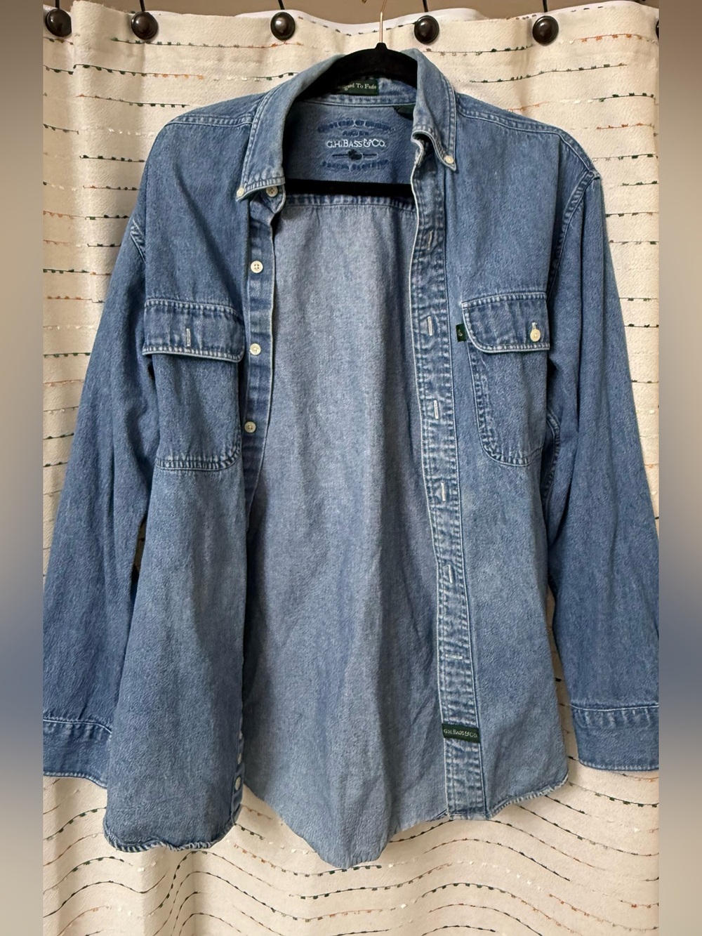 G.H. Bass Co Unisex Light Blue Denim Shirt Jacket